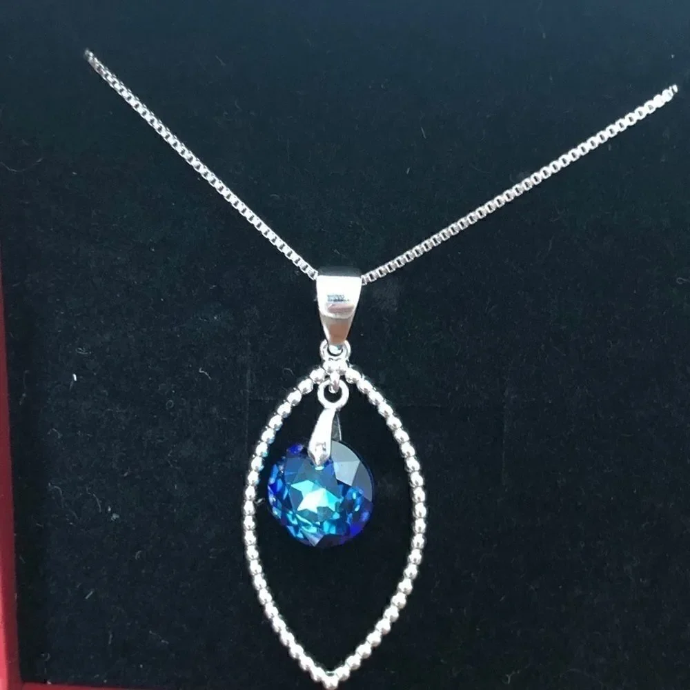 Swarovski crystals authentic White Rhodium